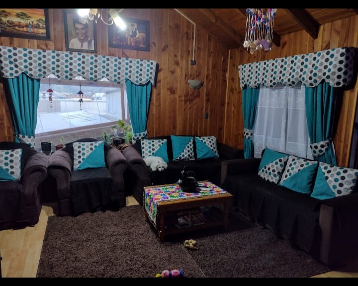 Se vende amplia casa en Villa Yungay – Castro
