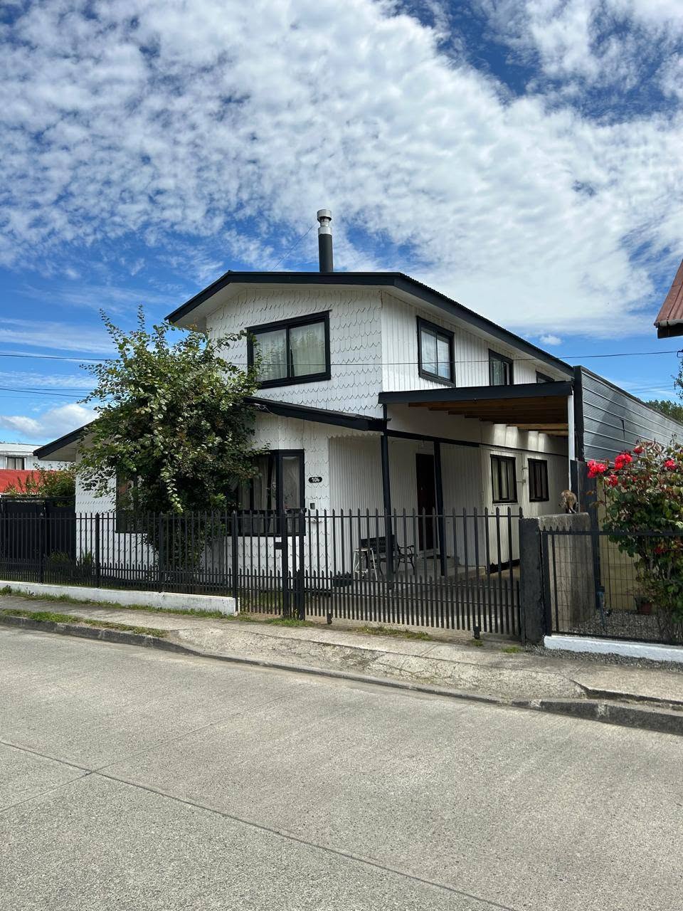 ¡SE VENDE EXCELENTE CASA EN ACHAO!