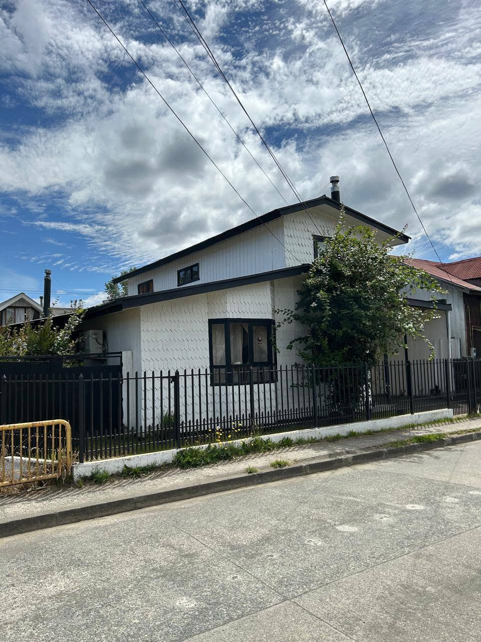 ¡SE VENDE EXCELENTE CASA EN ACHAO!